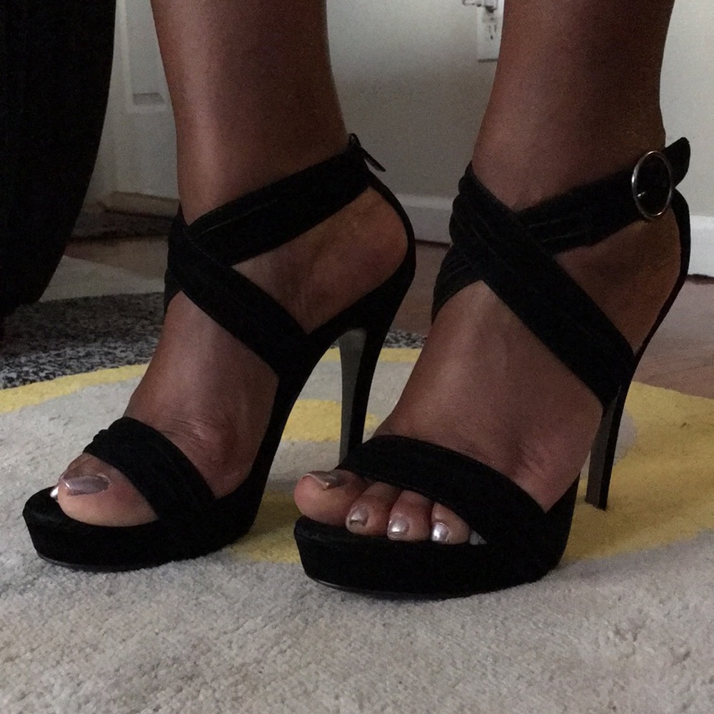 NWOT Strappy Sandal Heels